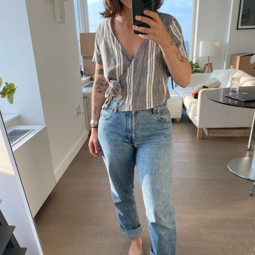 striped & cropped wrap shirt